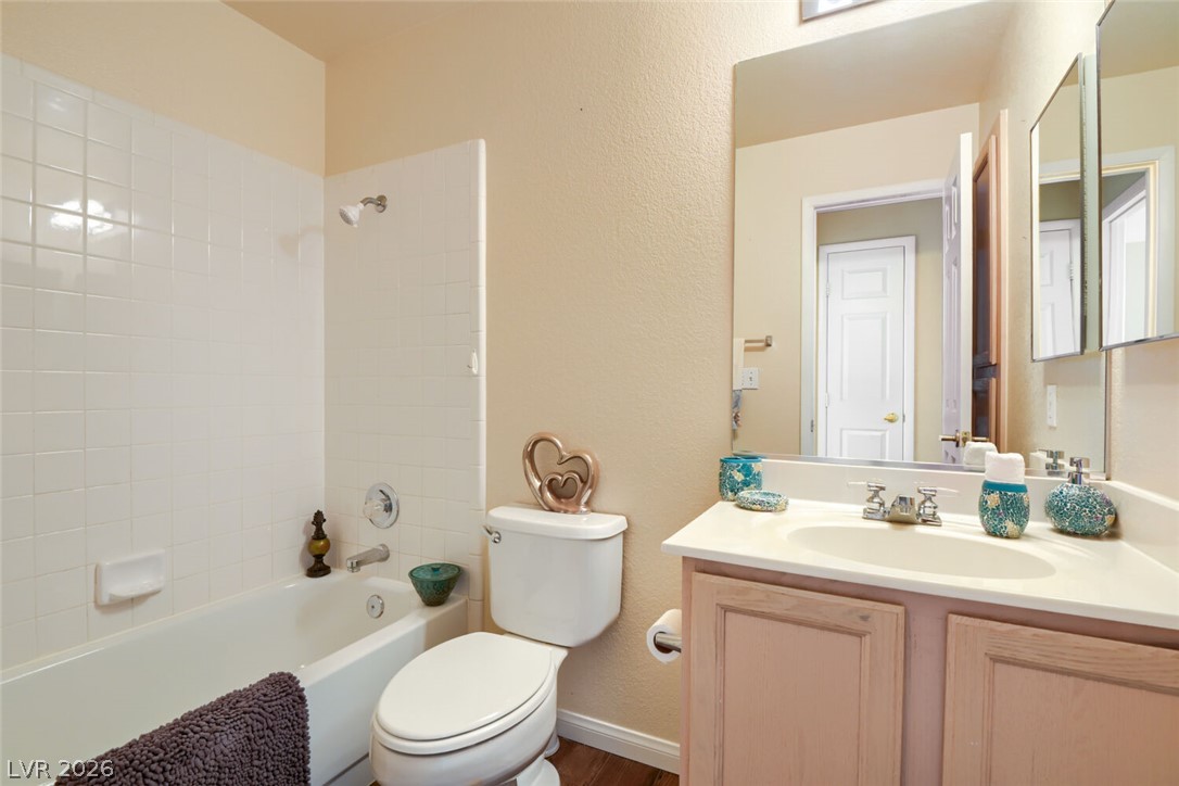 4920 Winterset Drive Property Photo 25