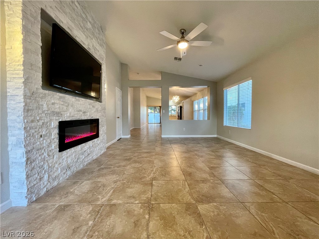 1860 Stablegate Avenue Property Photo 3