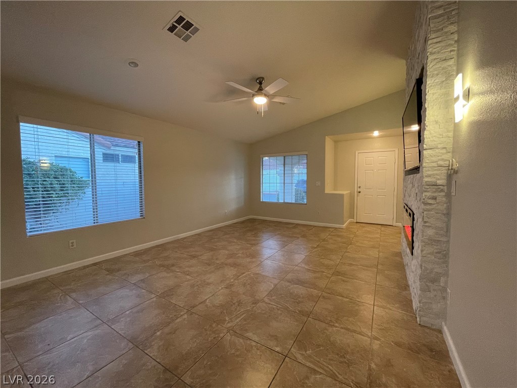 1860 Stablegate Avenue Property Photo 7