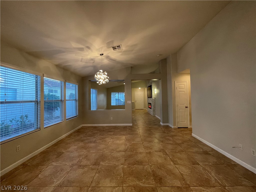 1860 Stablegate Avenue Property Photo 9