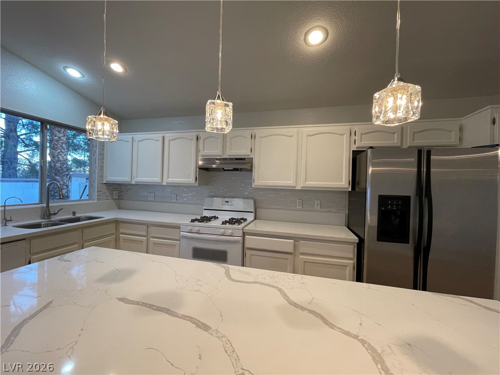 1860 Stablegate Avenue Property Photo 13