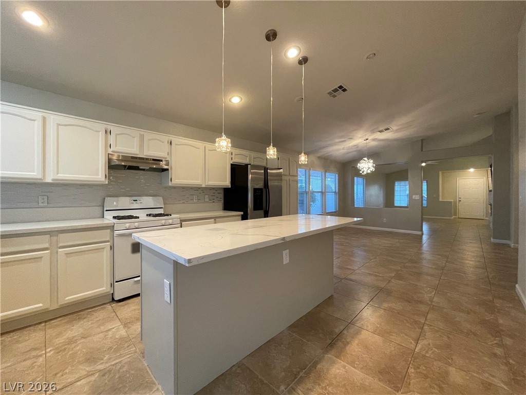 1860 Stablegate Avenue Property Photo 15