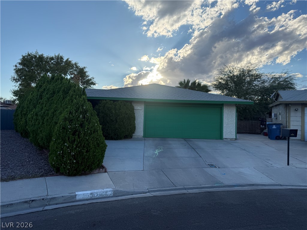 5829 Halfmoon Way Property Photo 1