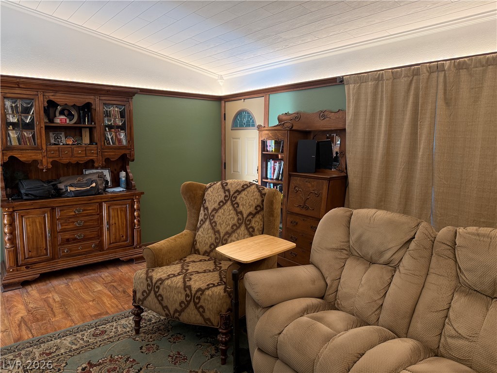 5829 Halfmoon Way Property Photo 14