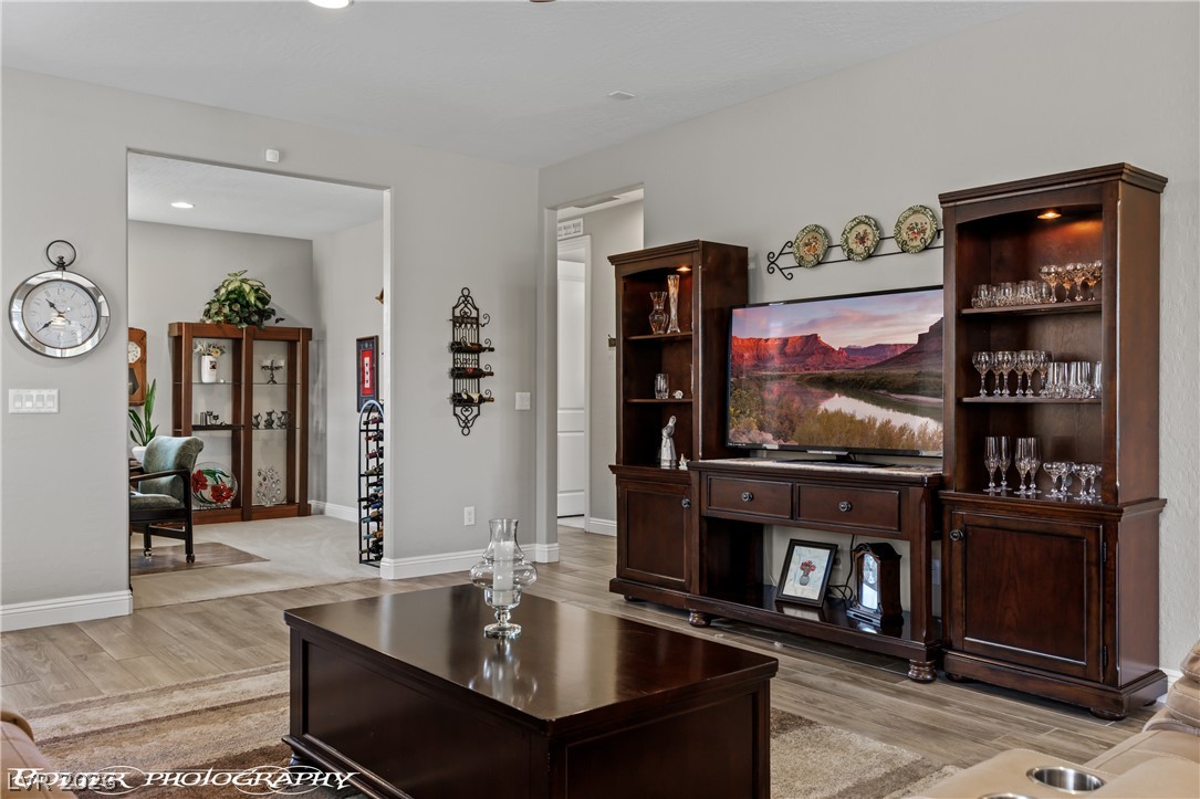 1147 Cherry Blossom Way Property Photo 14