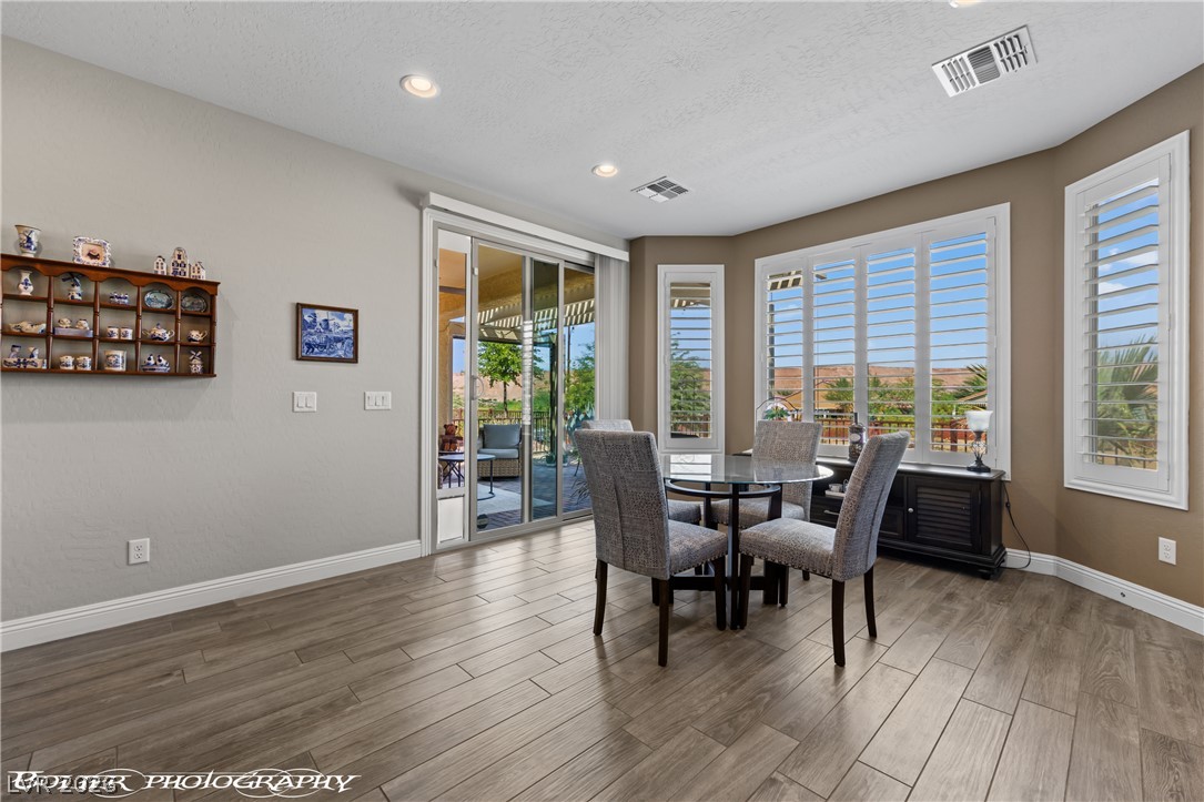 1147 Cherry Blossom Way Property Photo 20