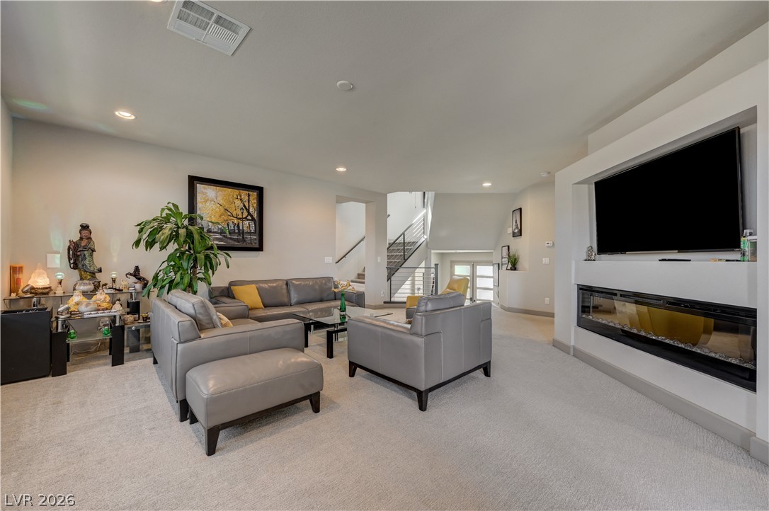9738 Golden Thread Court Property Photo 7
