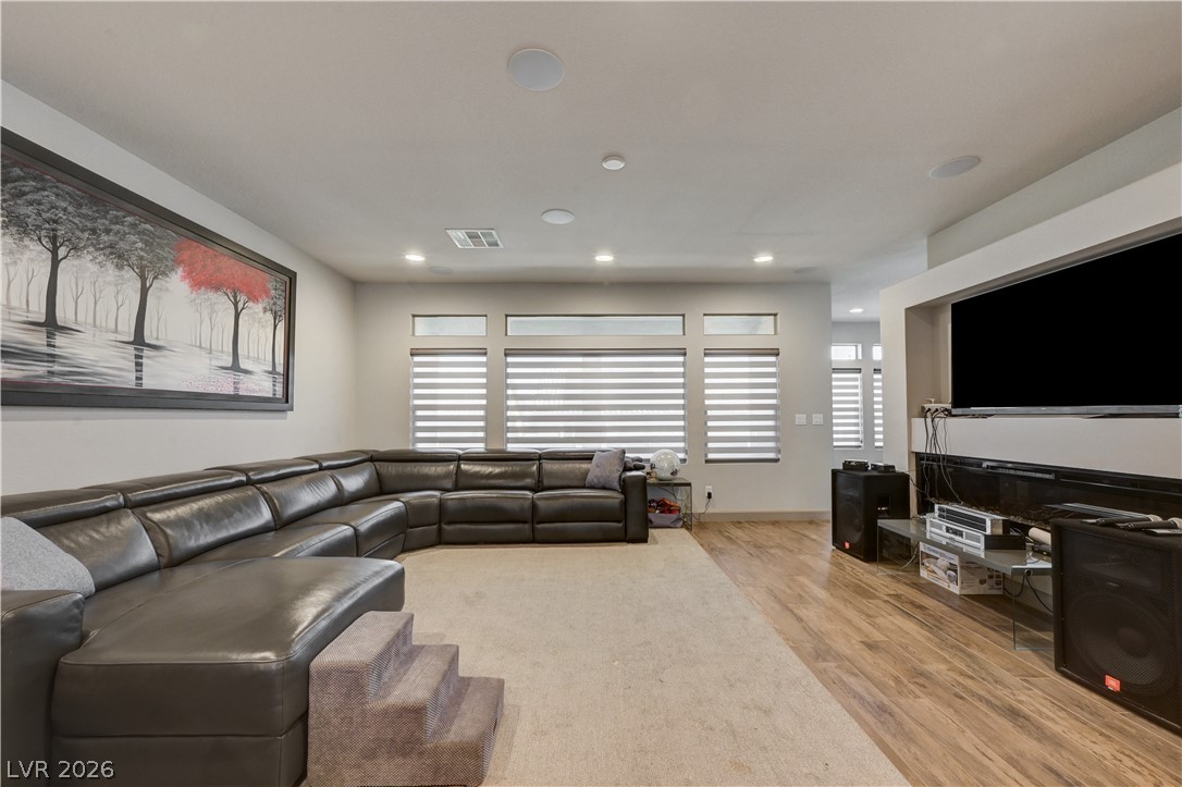 9738 Golden Thread Court Property Photo 10