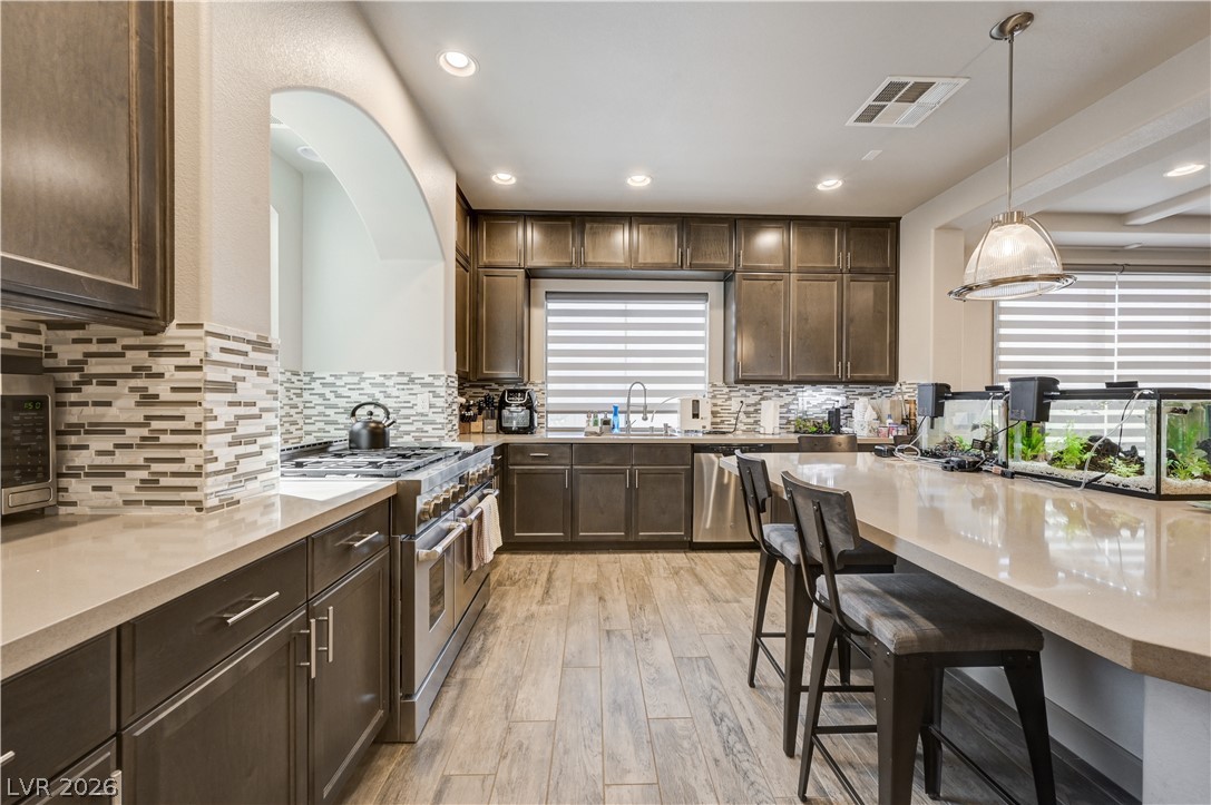 9738 Golden Thread Court Property Photo 23