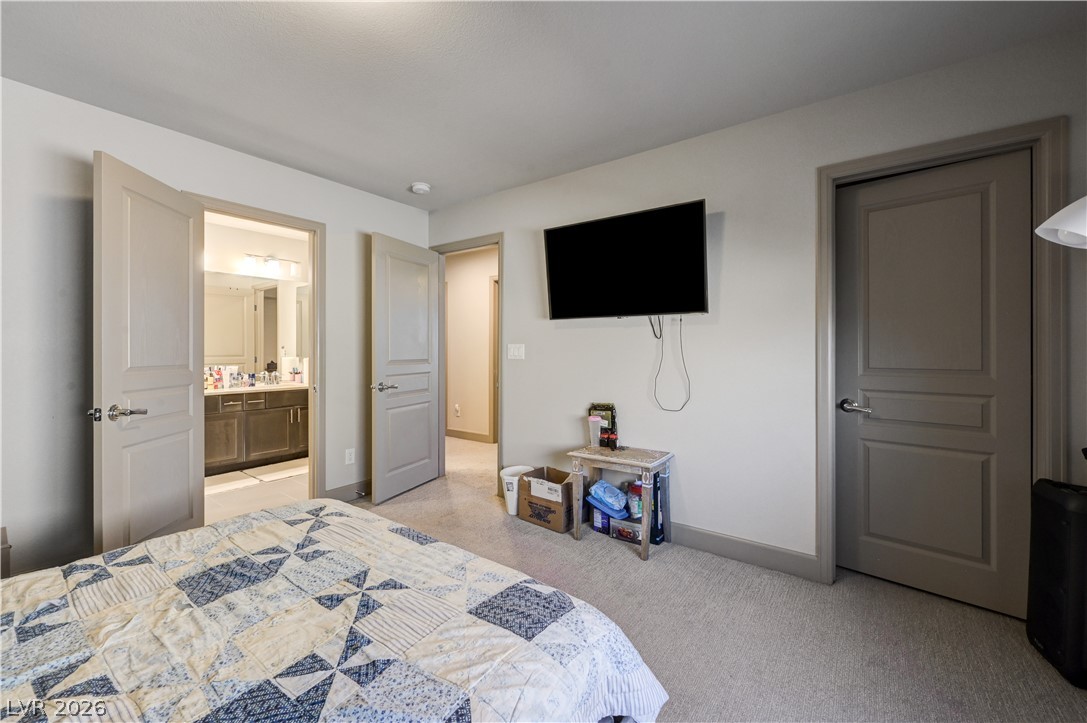9738 Golden Thread Court Property Photo 45
