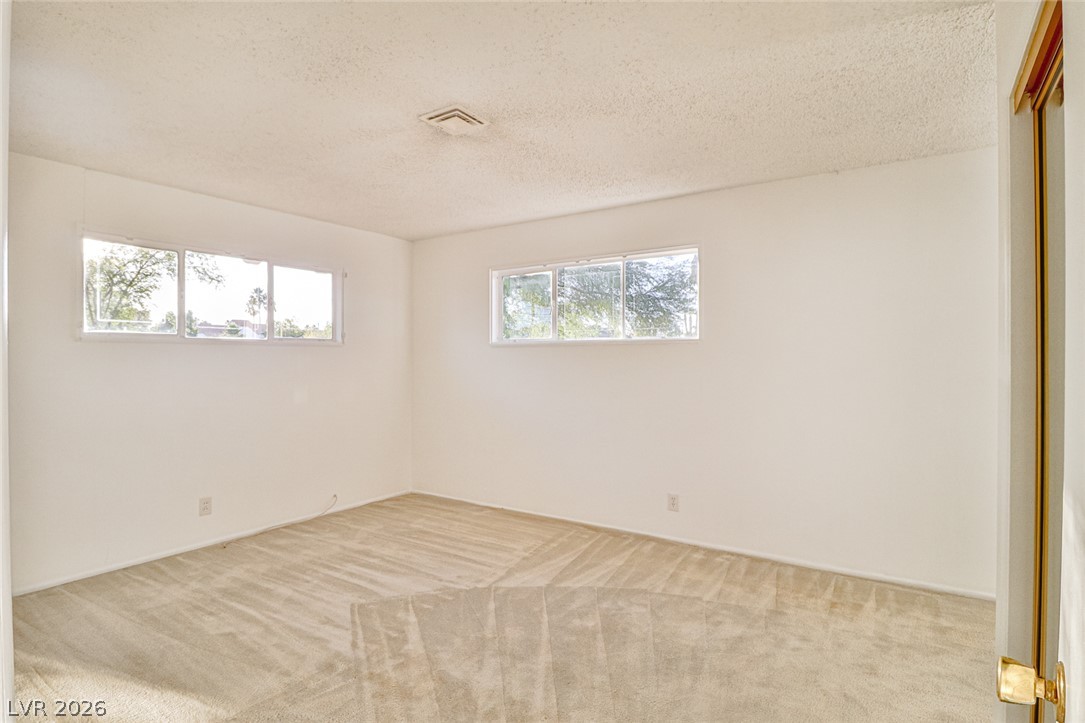 1517 Bryn Mawr Avenue Property Photo 36