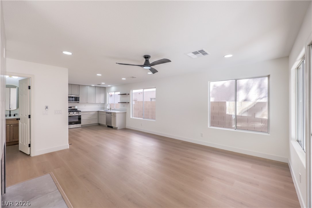 8372 Lexford Street Property Photo 7