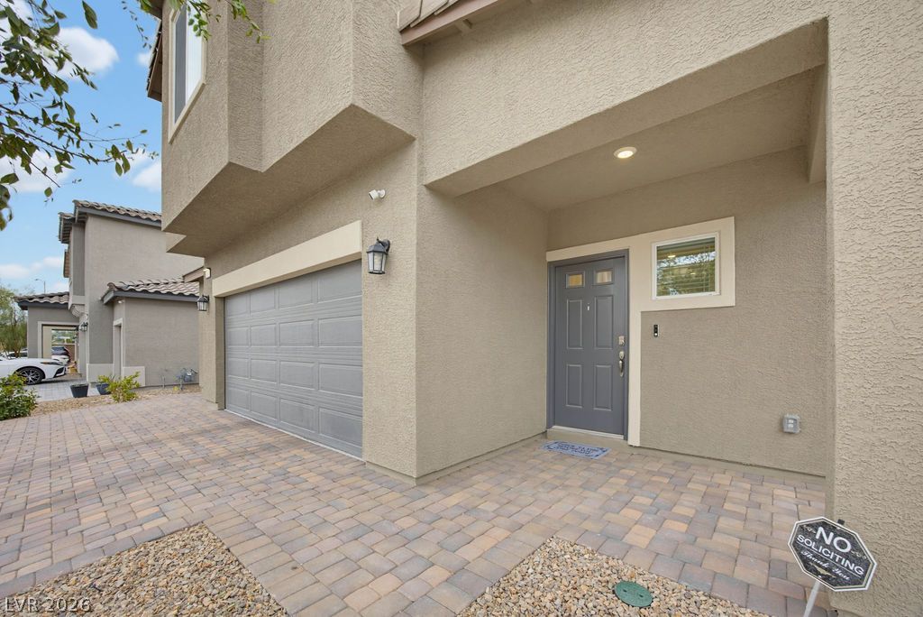 1837 James Creek Drive Property Photo 8