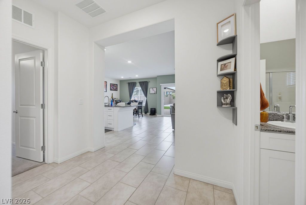 1837 James Creek Drive Property Photo 13