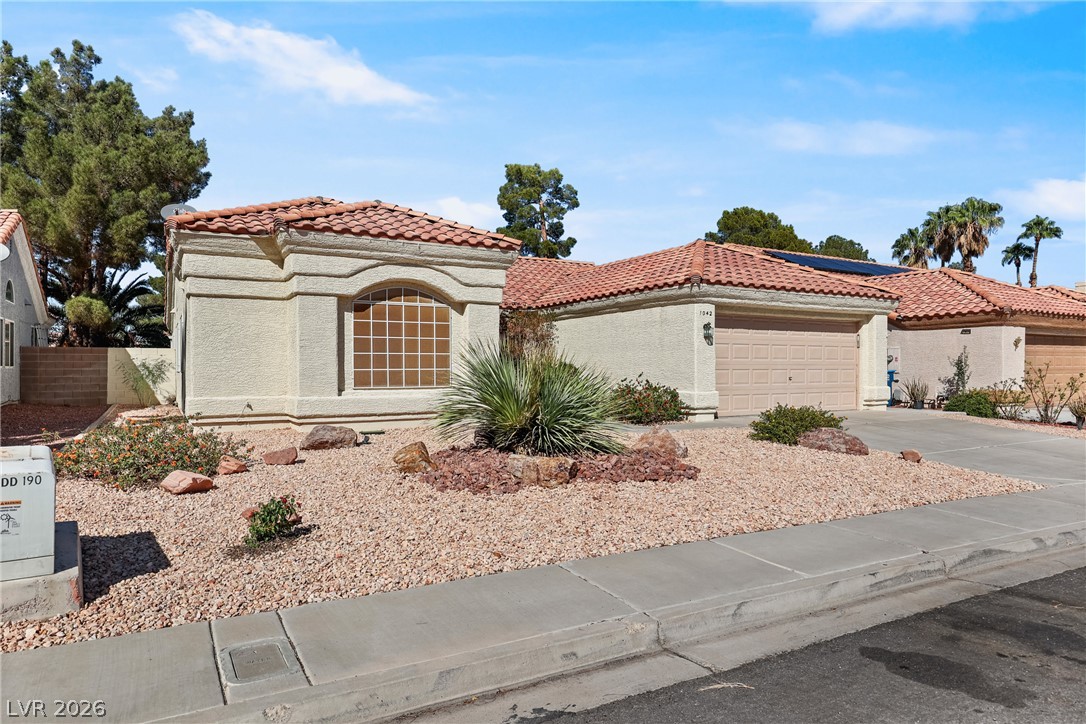 1042 Wainwright Court Property Photo 20
