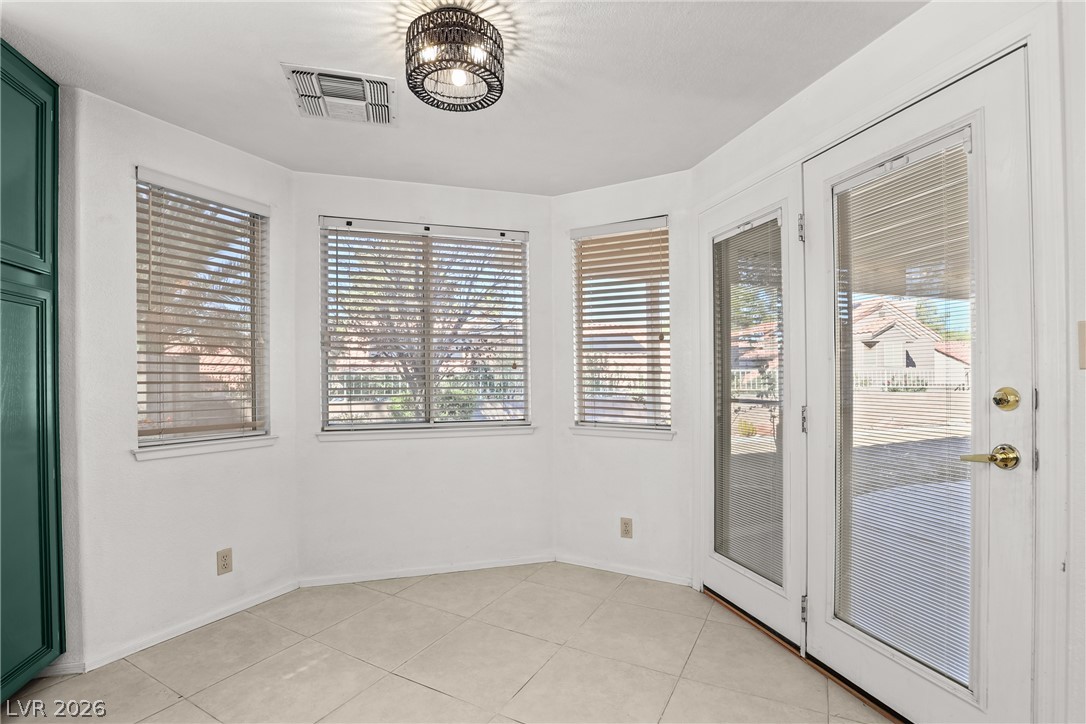 1042 Wainwright Court Property Photo 30