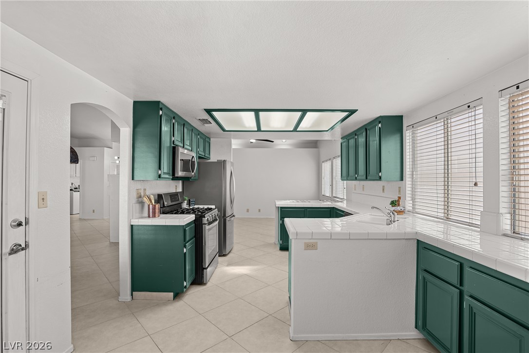 1042 Wainwright Court Property Photo 31