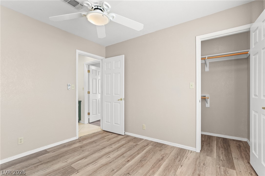 1042 Wainwright Court Property Photo 38