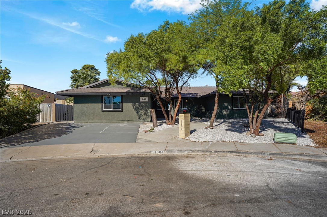 1504 Banner Circle Property Photo 5