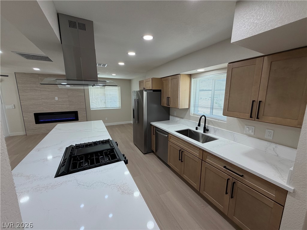 500 Grimsby Avenue Property Photo 10