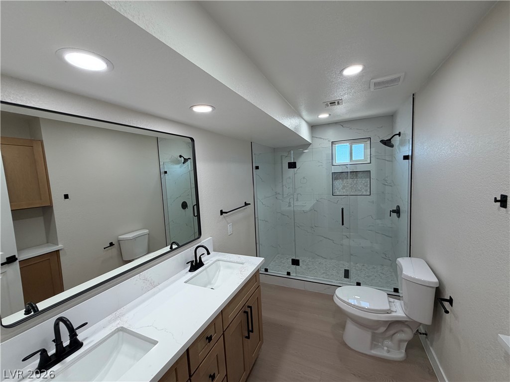 500 Grimsby Avenue Property Photo 15