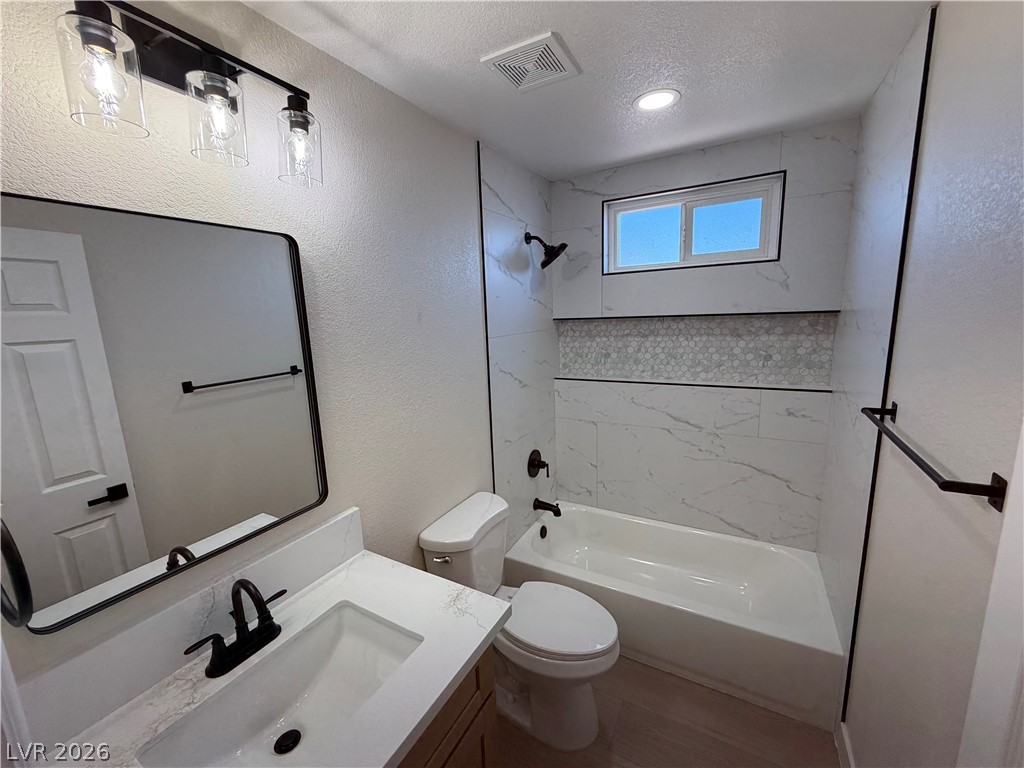 500 Grimsby Avenue Property Photo 18