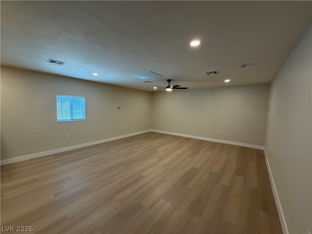 500 Grimsby Avenue Property Photo 23