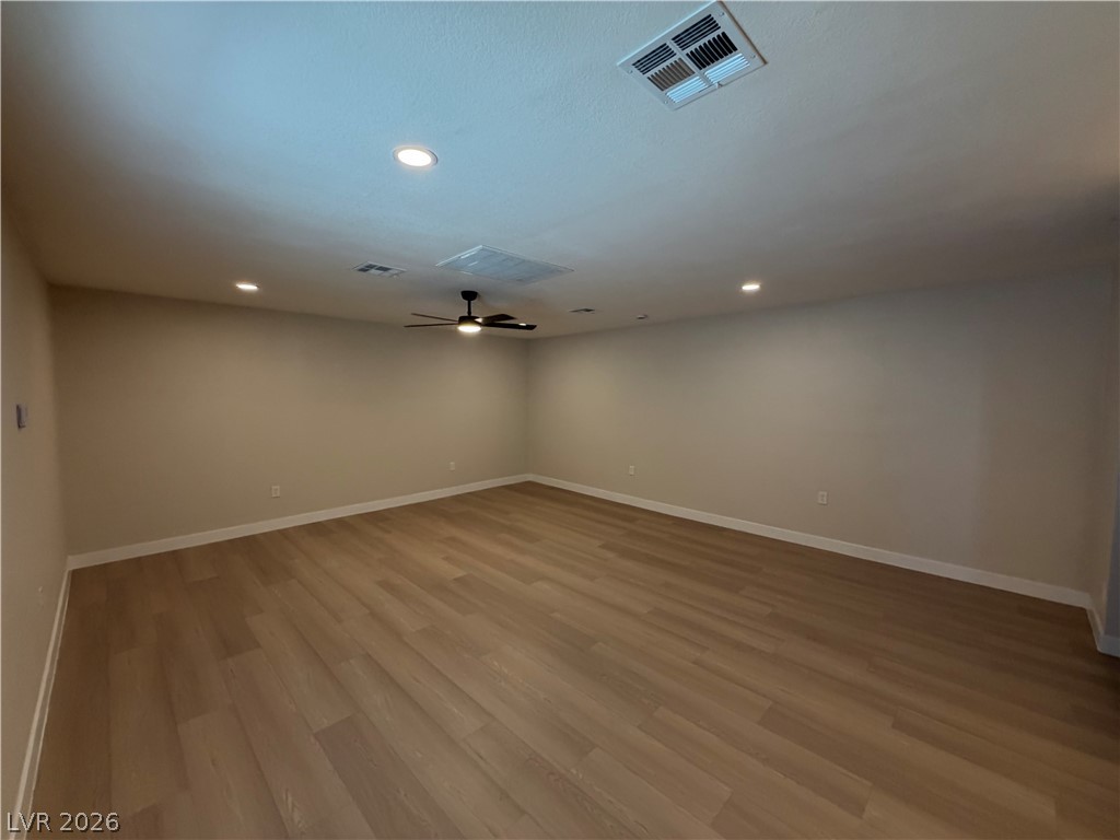 500 Grimsby Avenue Property Photo 25