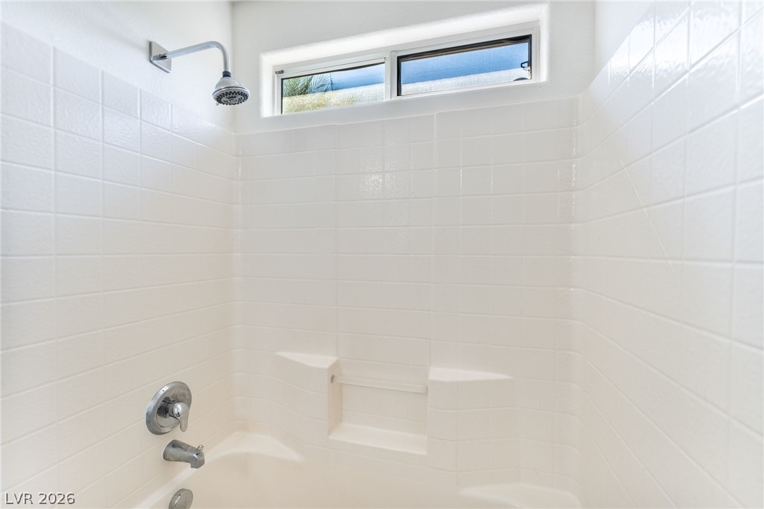 2825 Woodland Park Avenue Property Photo 25