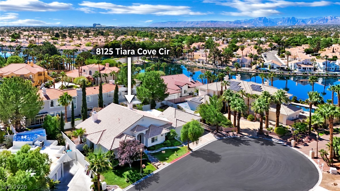 8125 Tiara Cove Circle Property Photo 1