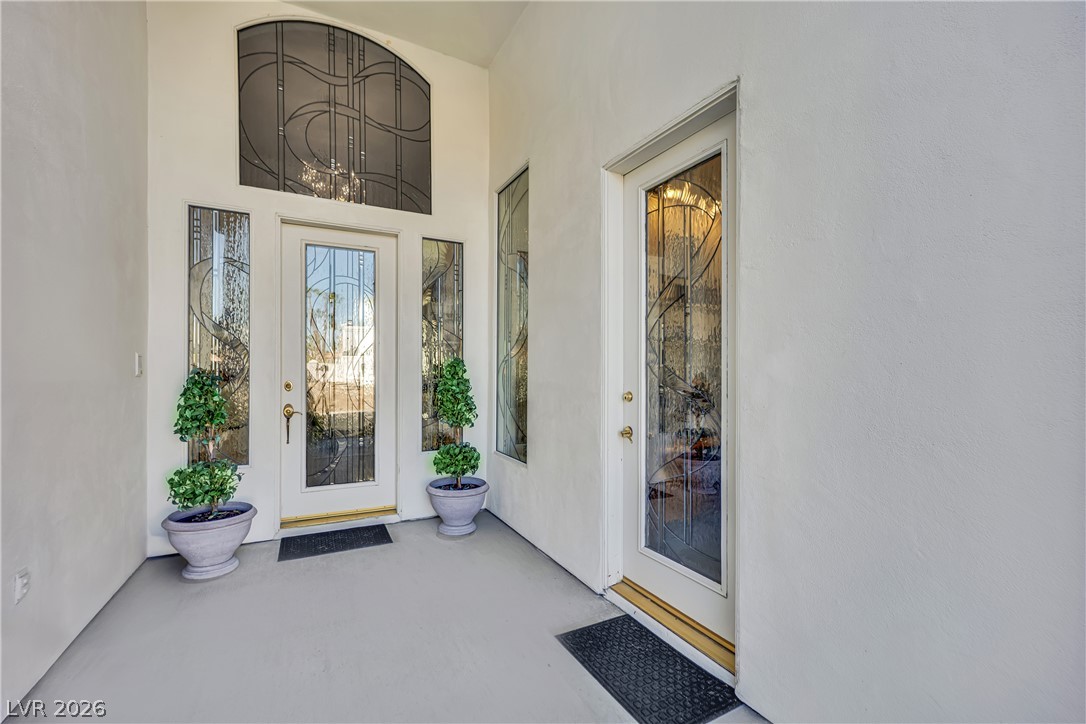 8125 Tiara Cove Circle Property Photo 4