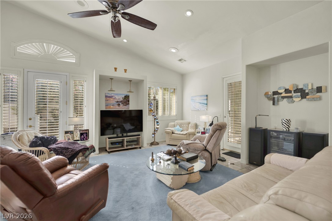 8125 Tiara Cove Circle Property Photo 17