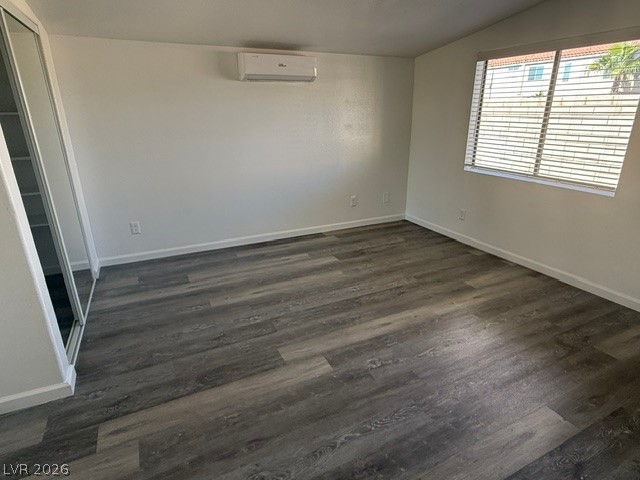 7566 Isley Avenue Property Photo 13