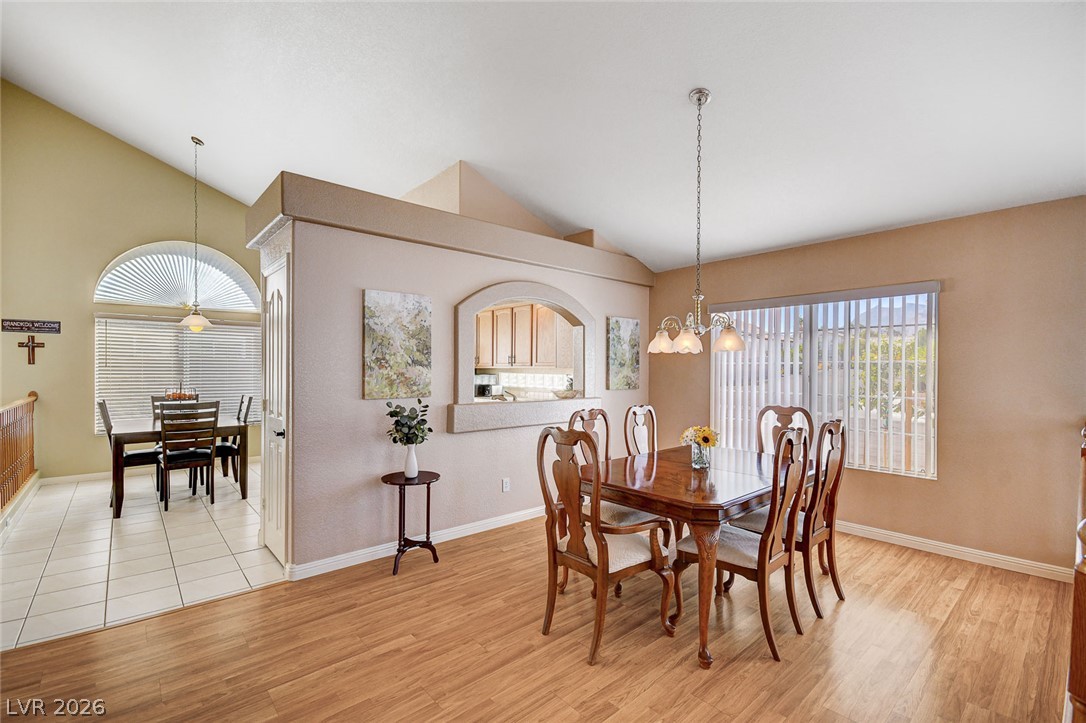 8963 Dove Cove Drive Property Photo 6