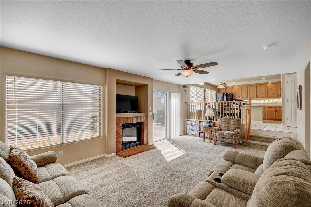8963 Dove Cove Drive Property Photo 11