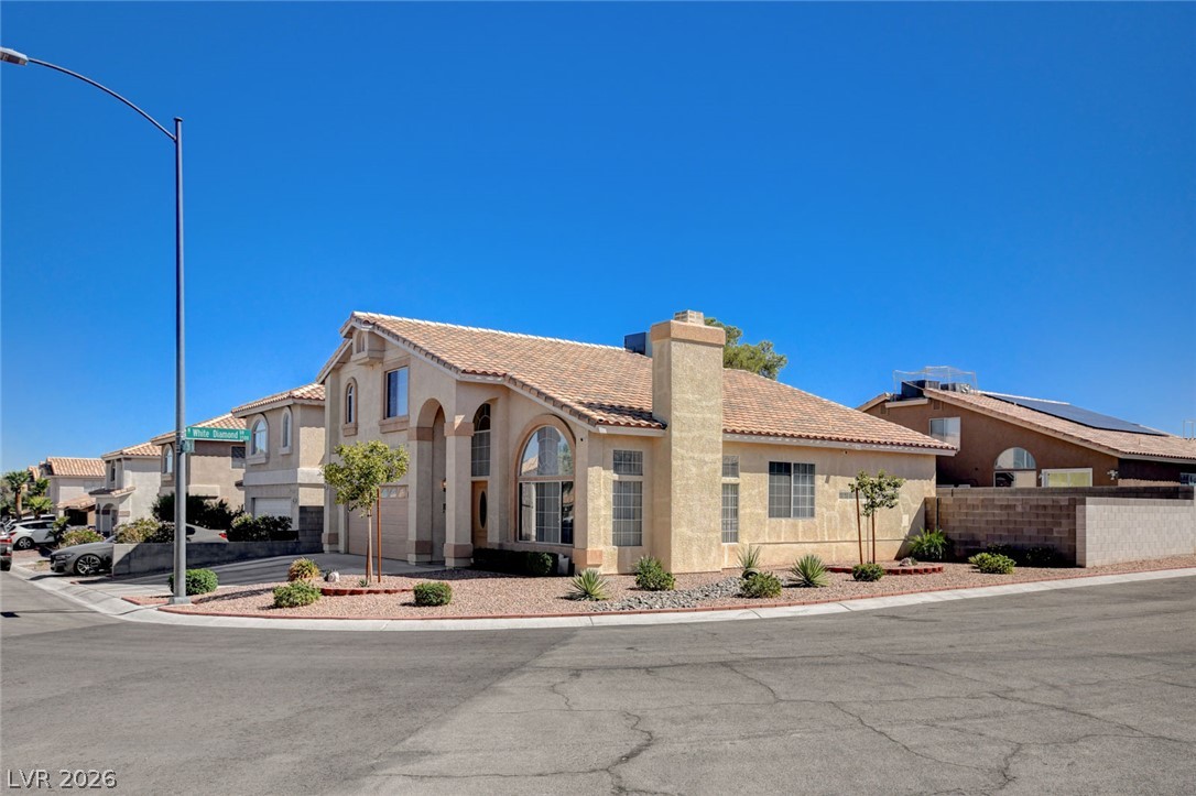8963 Dove Cove Drive Property Photo 13