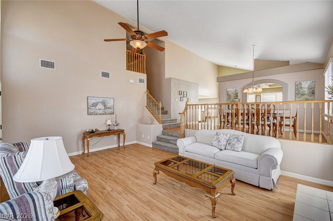 8963 Dove Cove Drive Property Photo 14