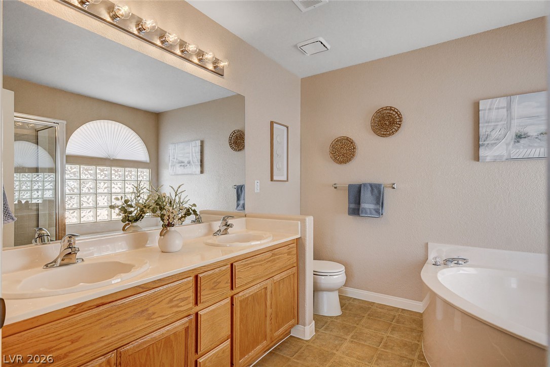 8963 Dove Cove Drive Property Photo 41