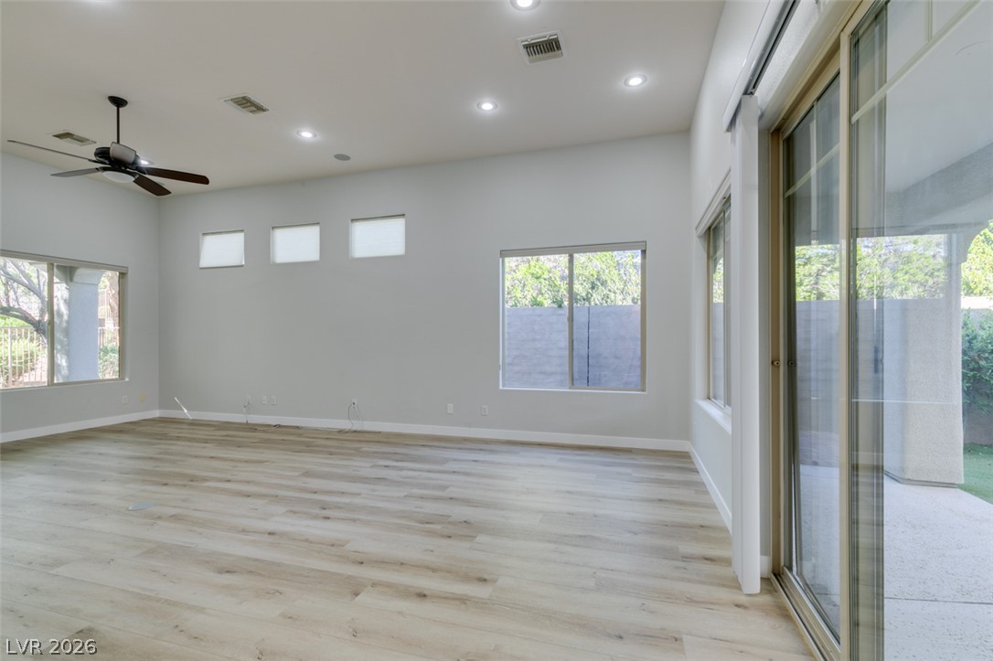 101 Emerald Dunes Circle Property Photo 6