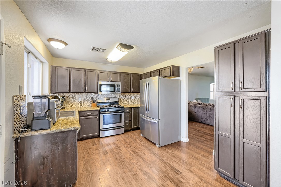 3536 Golden Pedal Street Property Photo 13