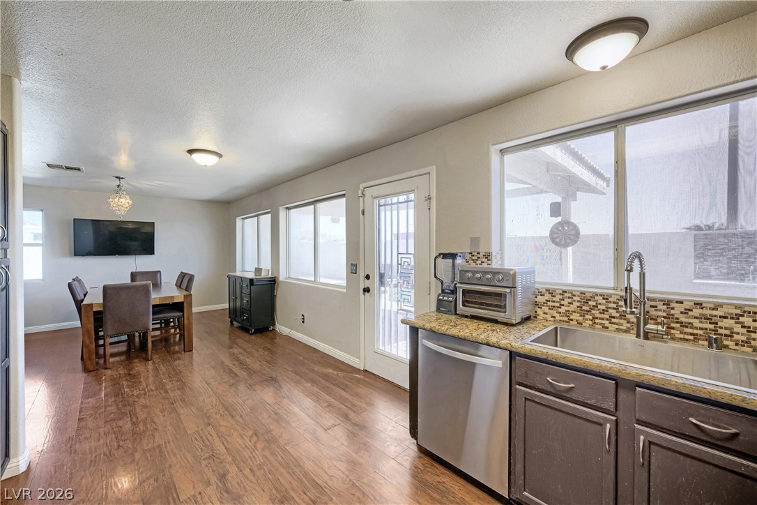 3536 Golden Pedal Street Property Photo 14