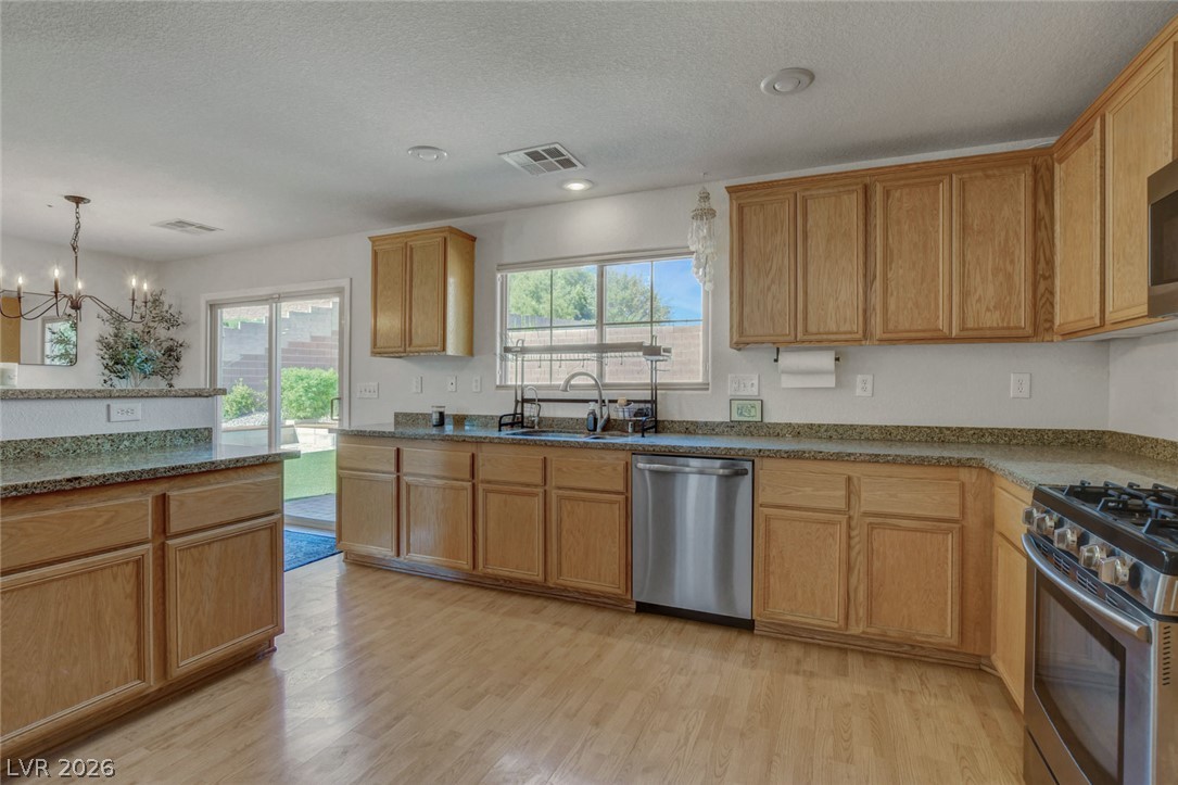 10838 Beach House Avenue Property Photo 12