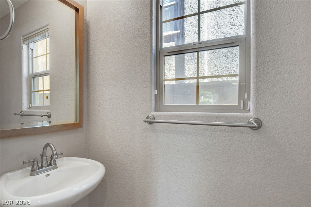 10838 Beach House Avenue Property Photo 15