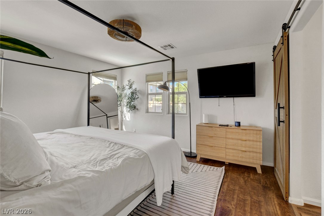 10838 Beach House Avenue Property Photo 28