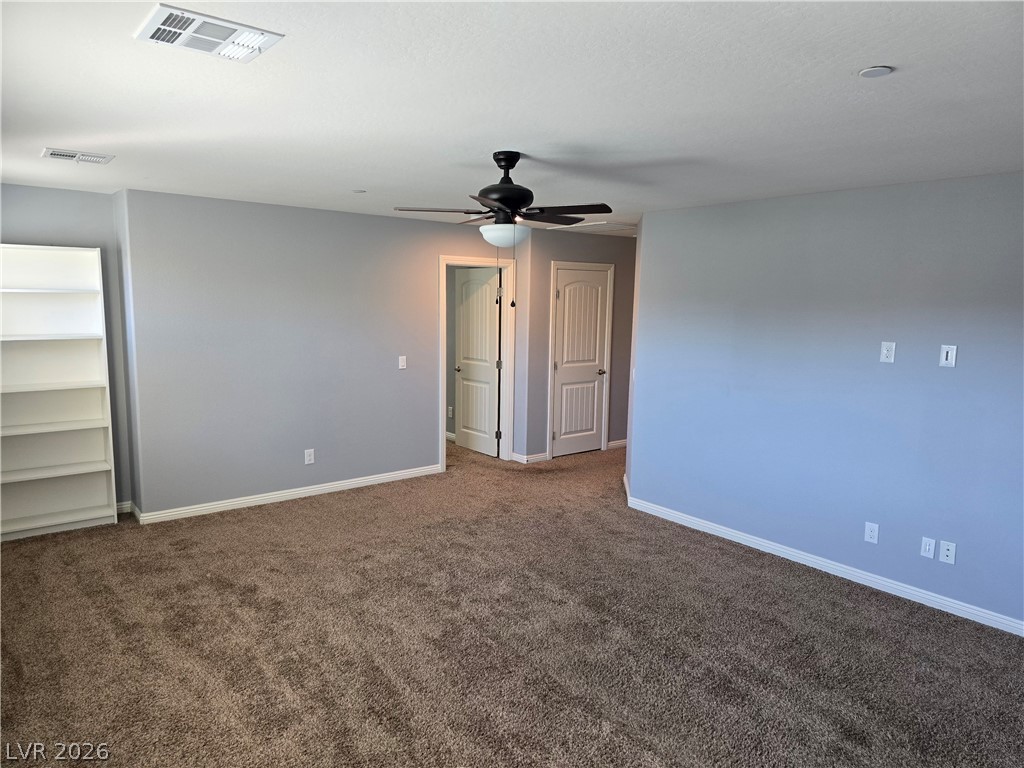 2926 Tremont Avenue Property Photo 15