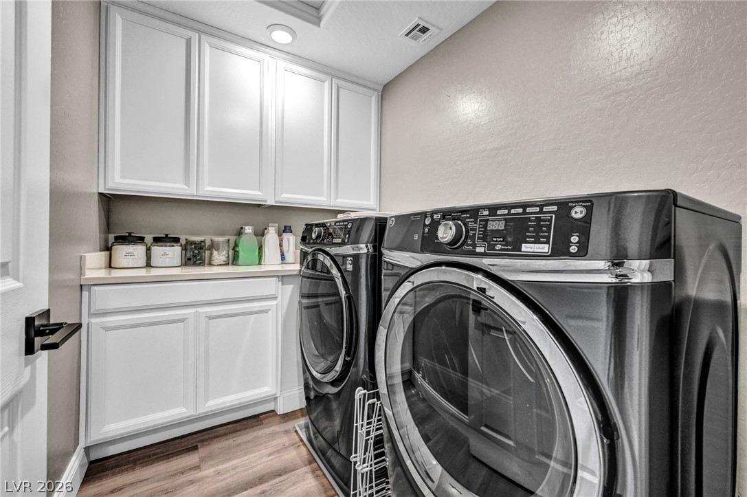 3212 Primrose Creek Court Property Photo 25
