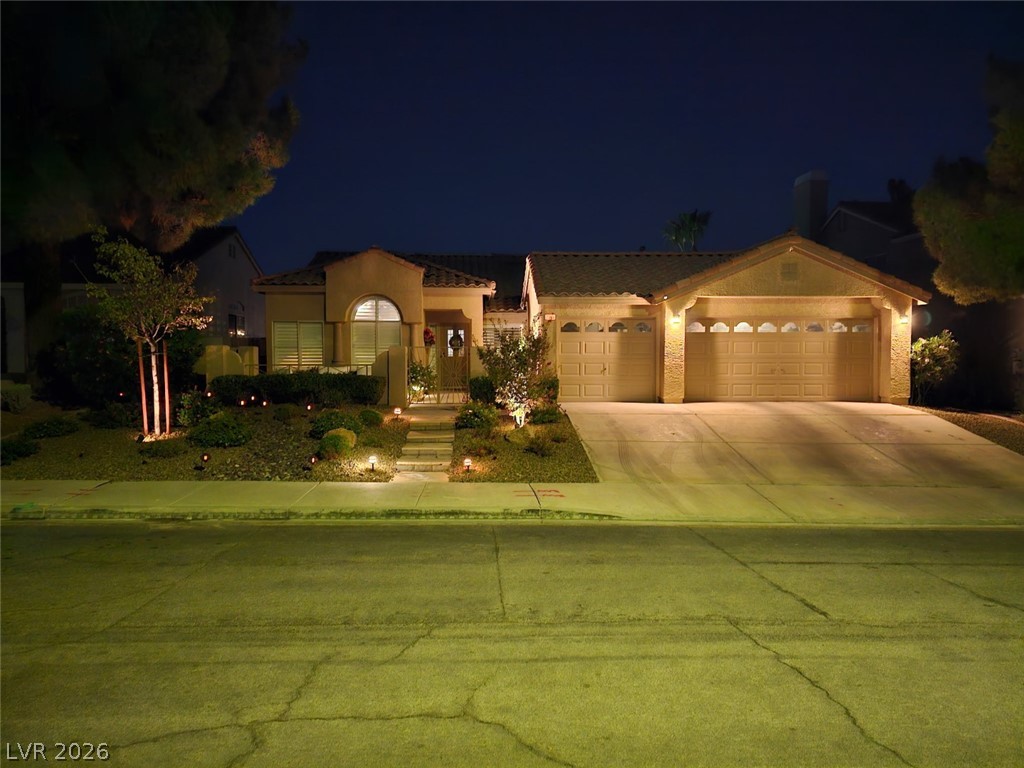 7908 Waterfalls Avenue Property Photo 5