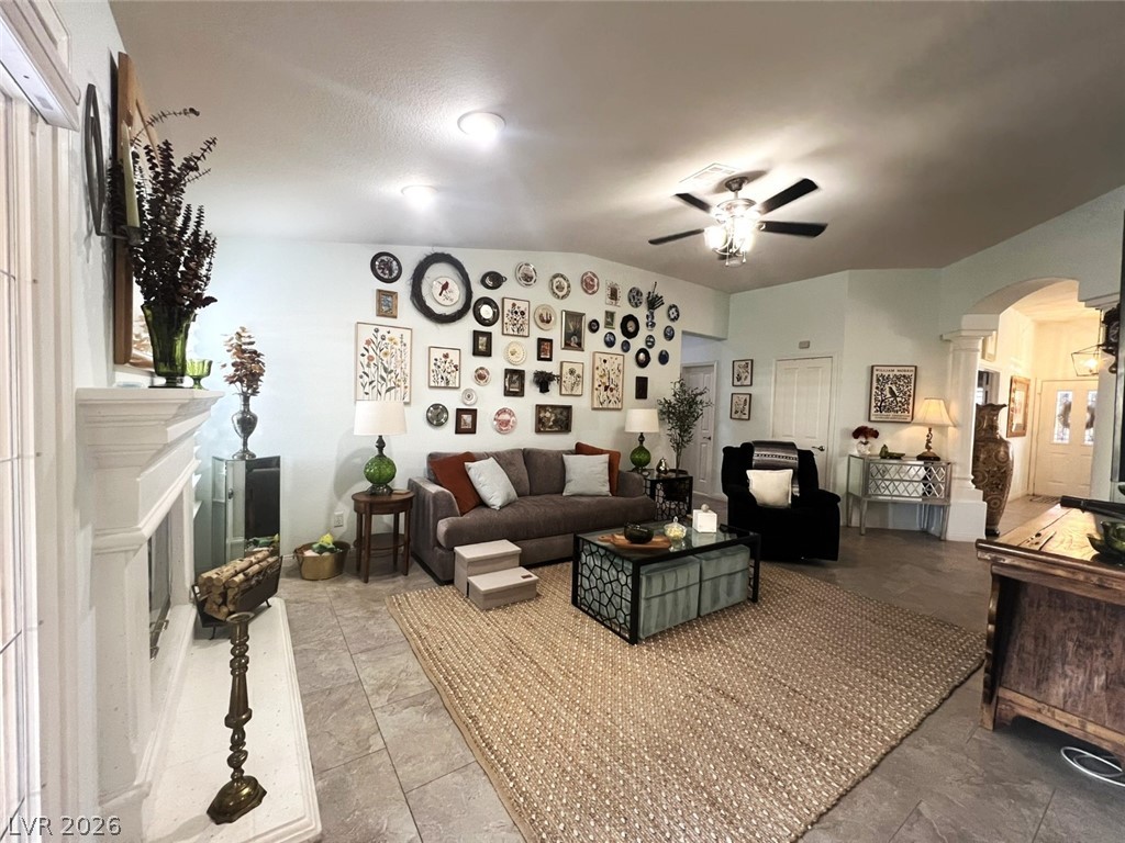7908 Waterfalls Avenue Property Photo 22