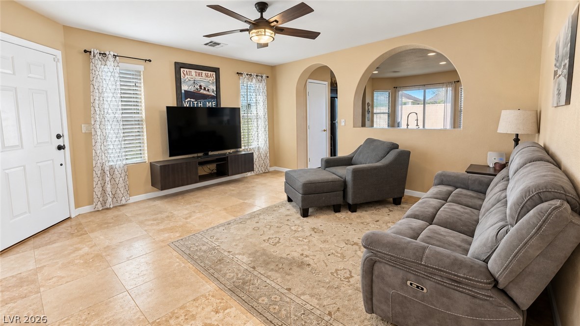 4582 Ordway Drive Property Photo 4