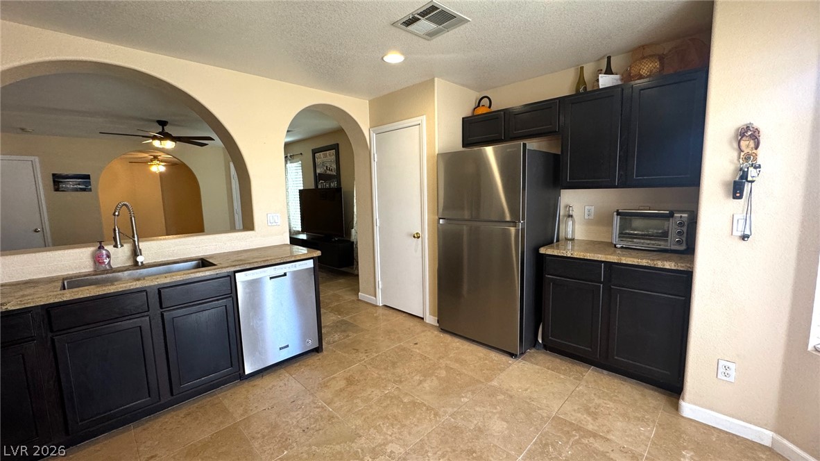 4582 Ordway Drive Property Photo 8